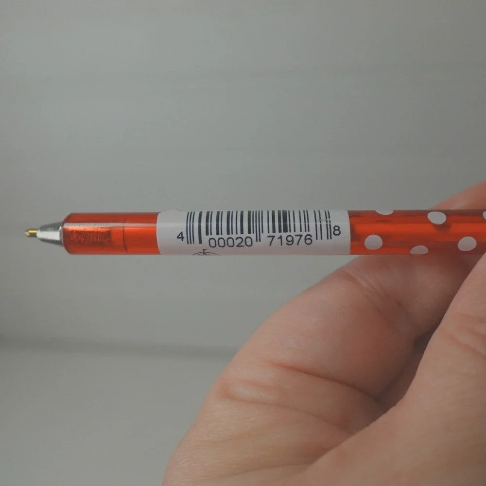 Disney Parks Minnie Mouse Pen Red & White Bow Authentic Collectible Memorabilia